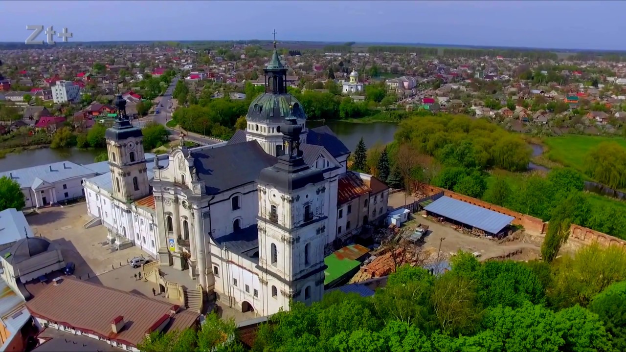 Бердичев. Монастырь ордена босых кармелитов. Бердичев город Украина. Бердичев крепость. Бердичев город босых кармелитов.